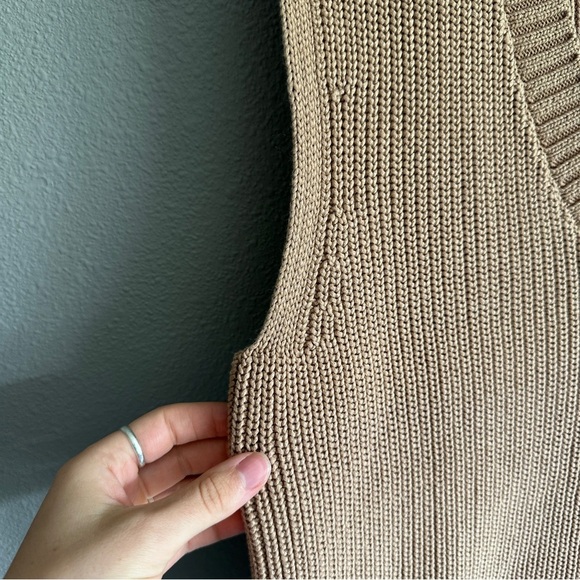 Talbots Tan Cotton Blend V-Neck Sweater Vest - Picture 3 of 8